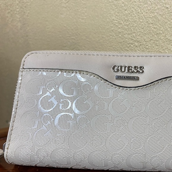 Guess Handbags - Guess wallet